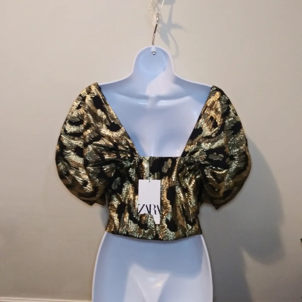 Zara Black & Gold Lame´ Puffed Sleeve Special Occasion Cropped Top - Picture 8 of 15